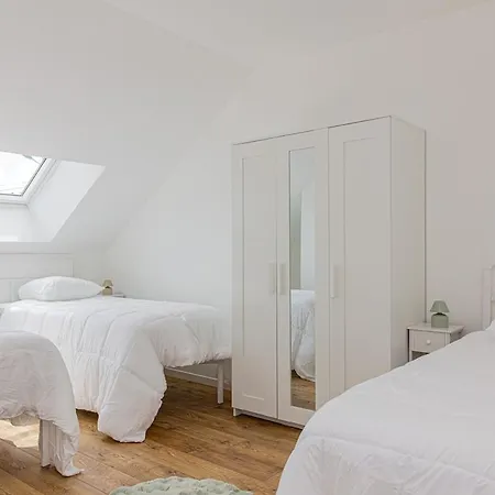La Des Bordes - Spacieux & Contemporain アパート *